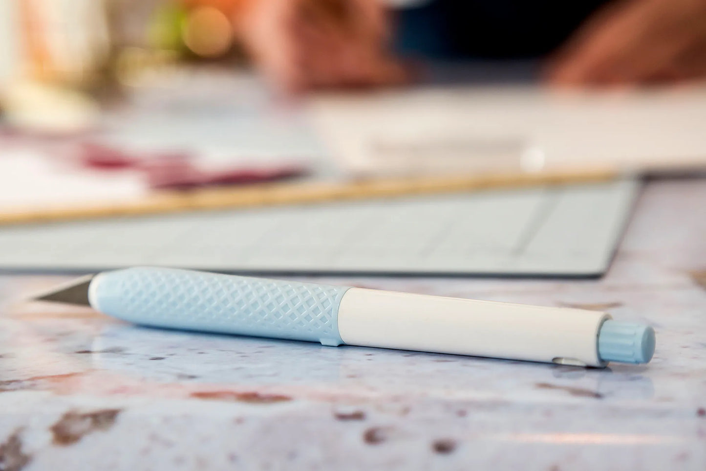 2004758 - Cricut TrueControl Knife (Blue) .