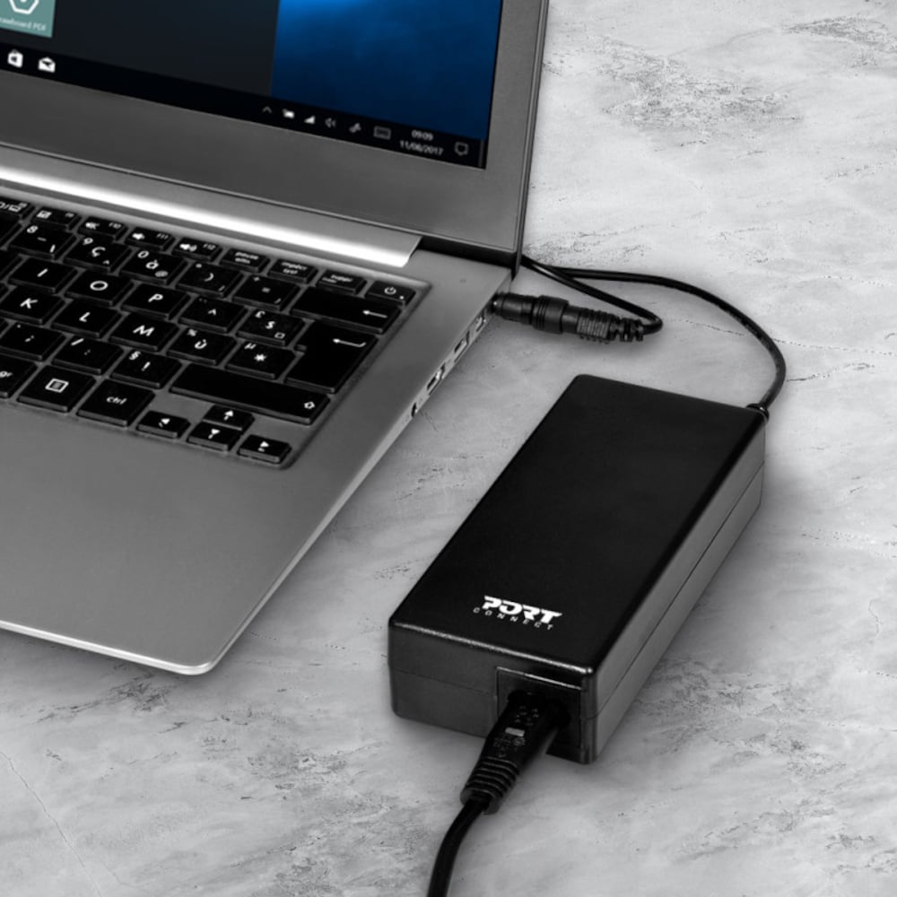 Port 65W Acer & Toshiba AC Adapter