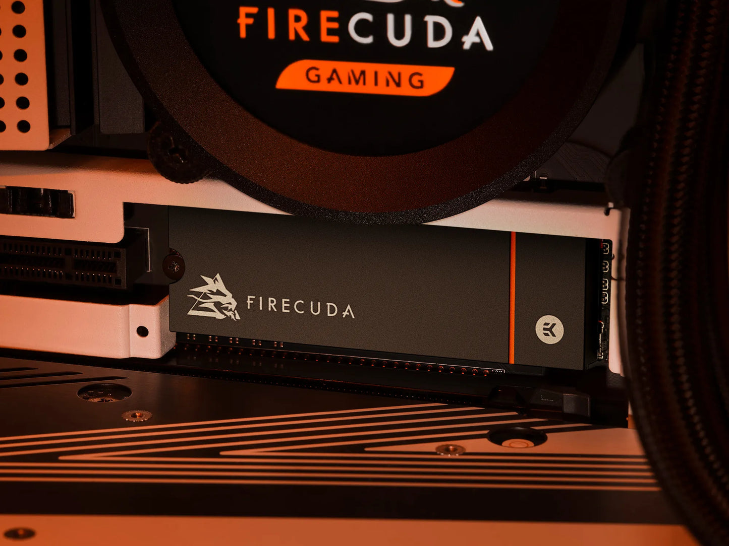 Seagate FireCuda 530 Heatsink, 2TB SSD, M.2 2280 PCIe 4.0 NVMe, Read/Write: 7,300 / 6,900 MB/s