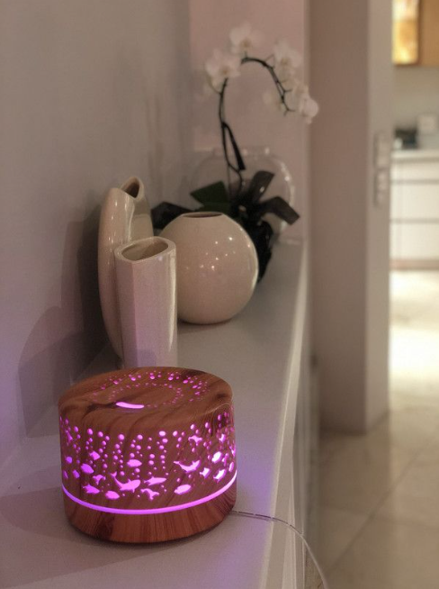 500ml Ultrasonic Aroma Diffuser - 7 Soothing LED Colors with under the sea design creating a calming ambiance.
