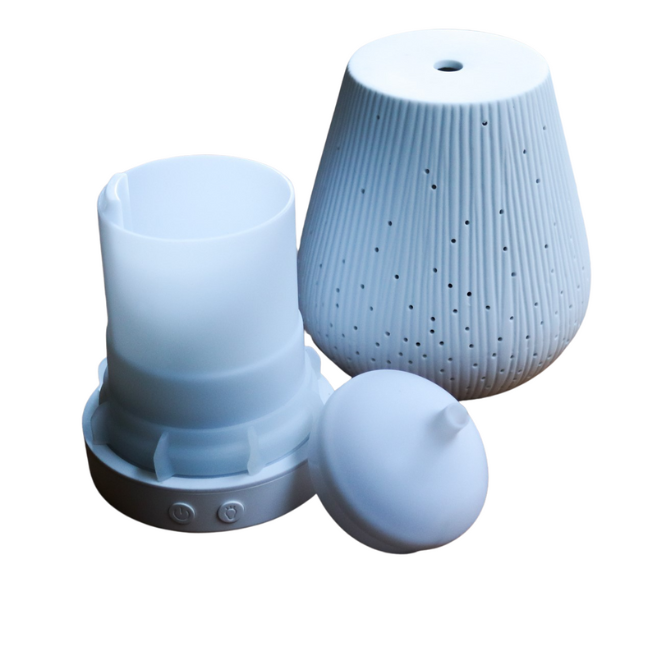 Silkinder Ceramic Starry Nights Diffuser – Aromatherapy & Nightlight in One, perfect for a relaxing ambiance at home.