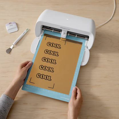 2010364 - Cricut Printable Vinyl Gold 10 sheets 21x29.7cm