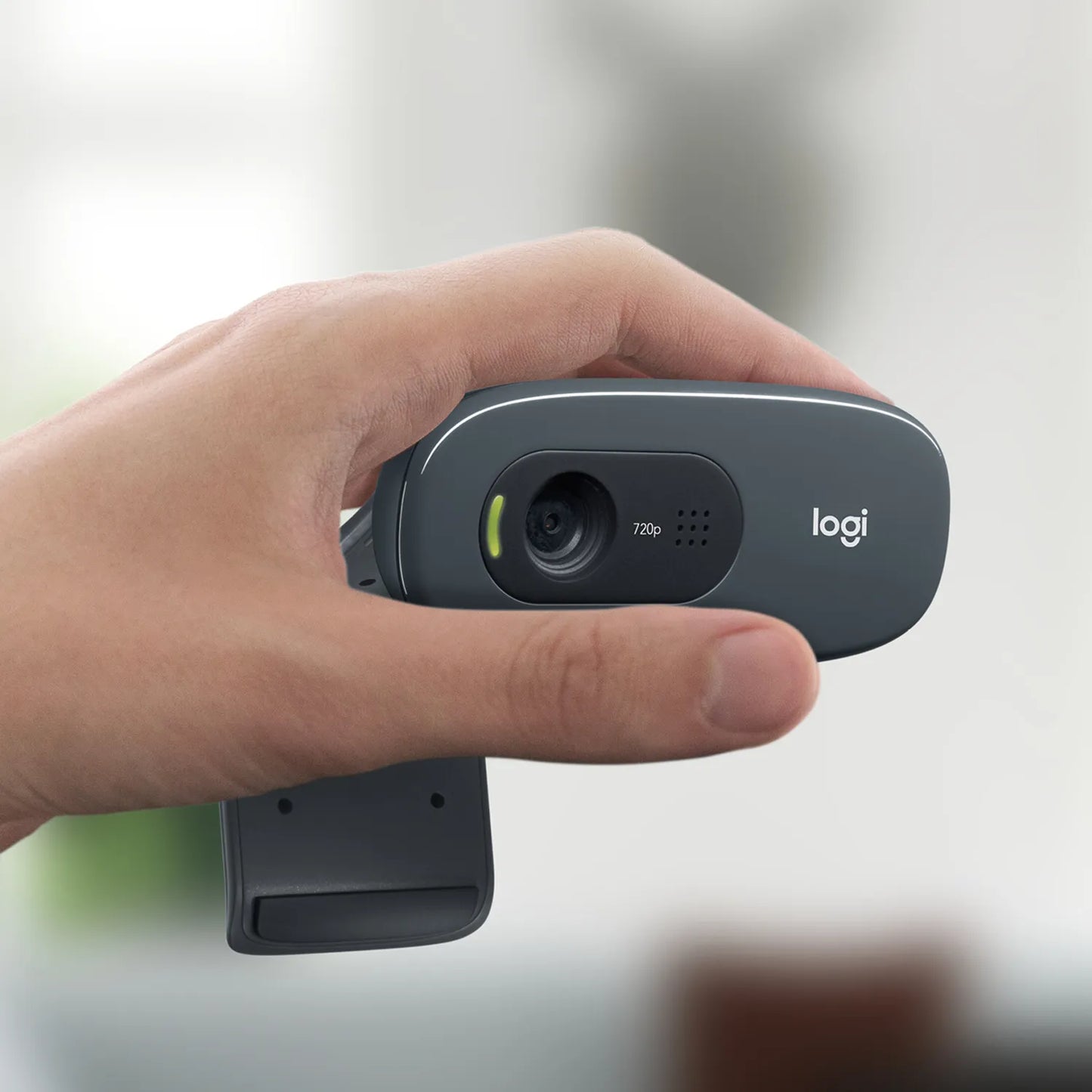 Logitech Webcam C270 HD Still 3MP HD Video Built in Mic Auto focus Grey USB-A