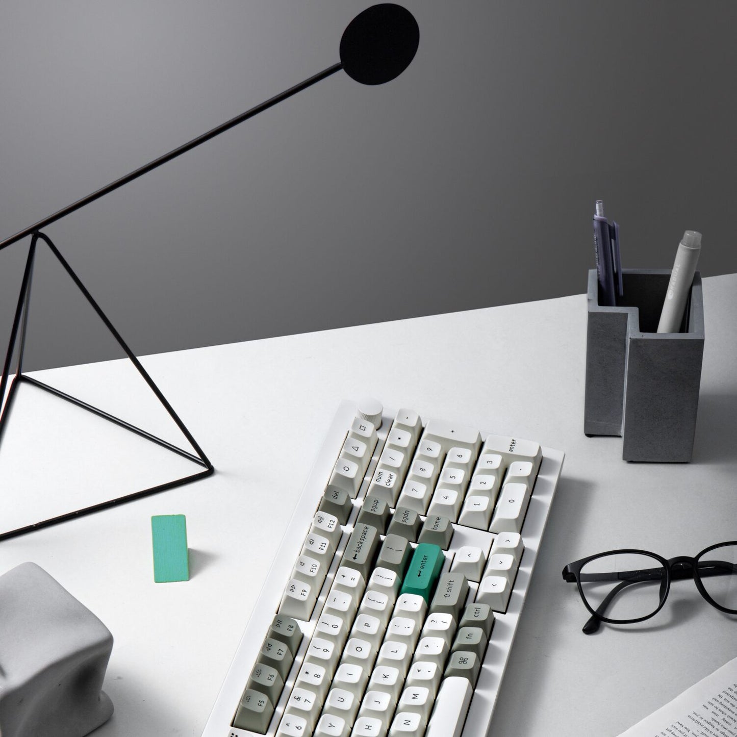 Keychron Q5M-P1 QMK/VIA Wireless Custom Keyboard - Shell White on a sleek desk, perfect for professionals and enthusiasts.
