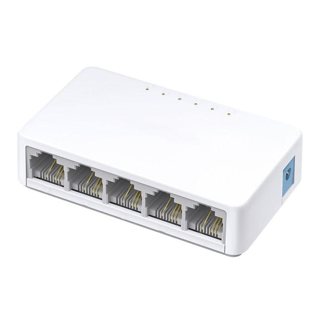 The switch connected to a desktop PC, printer, and network storage.

